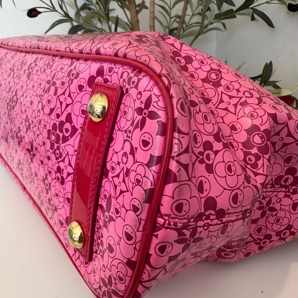 Cosmic Blossom - Picture 13 of 16